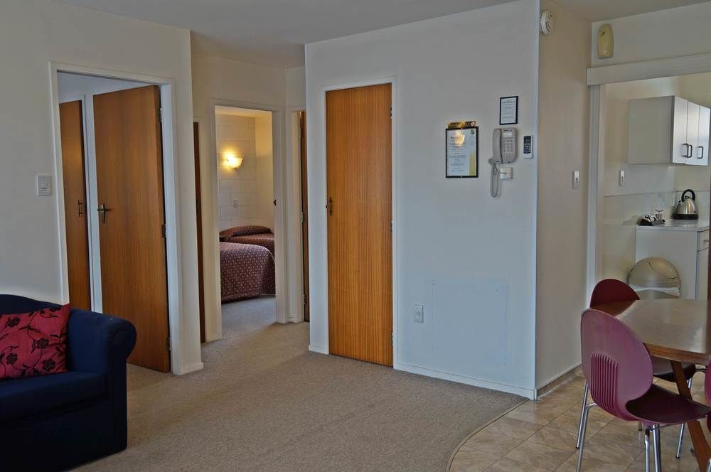 Boundary Court Motor Inn Гамильтон Экстерьер фото
