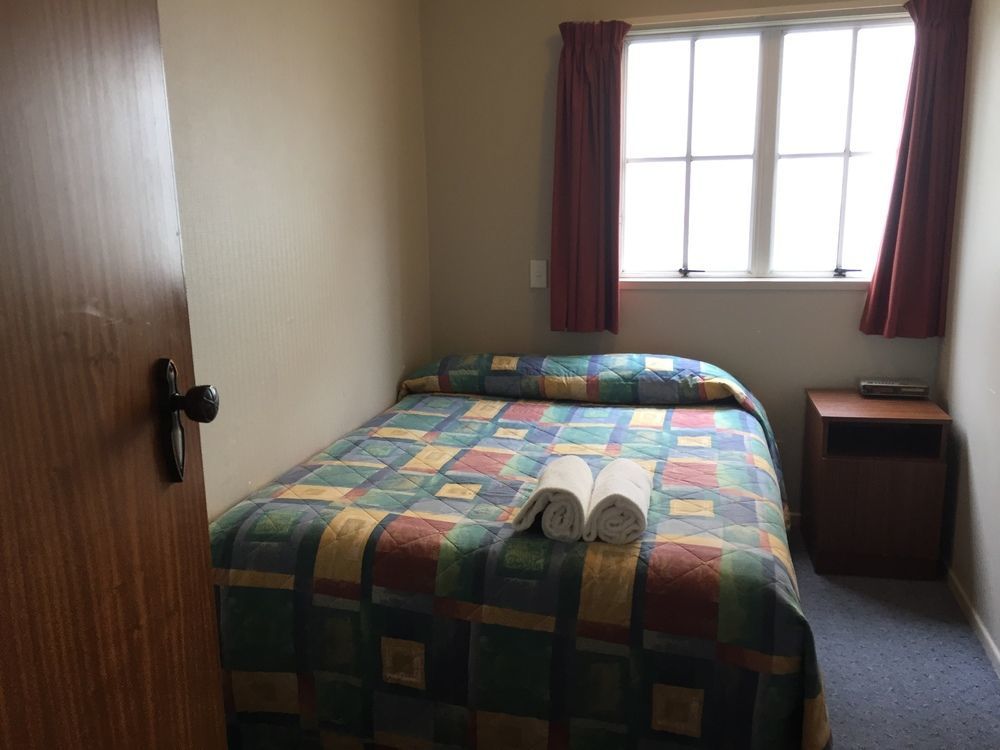 Boundary Court Motor Inn Гамильтон Экстерьер фото