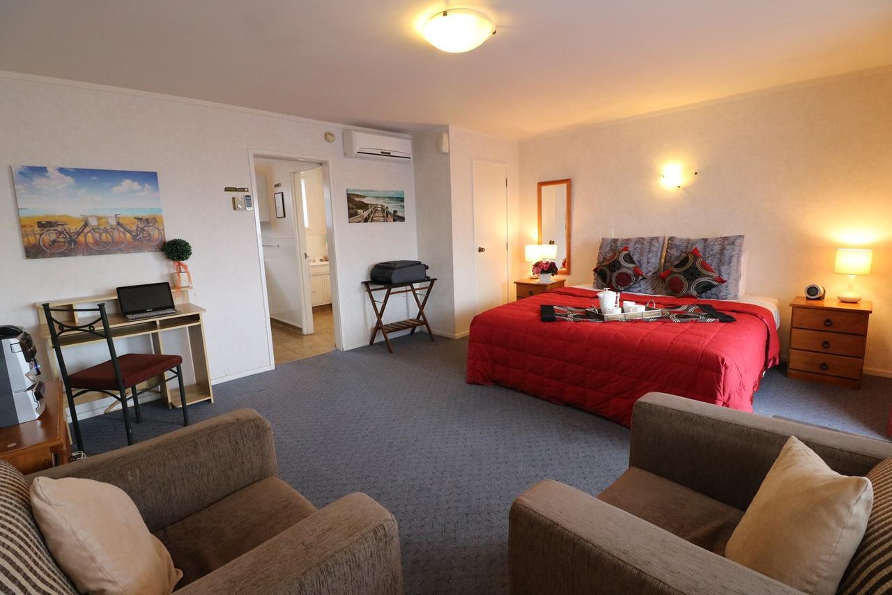 Boundary Court Motor Inn Гамильтон Экстерьер фото