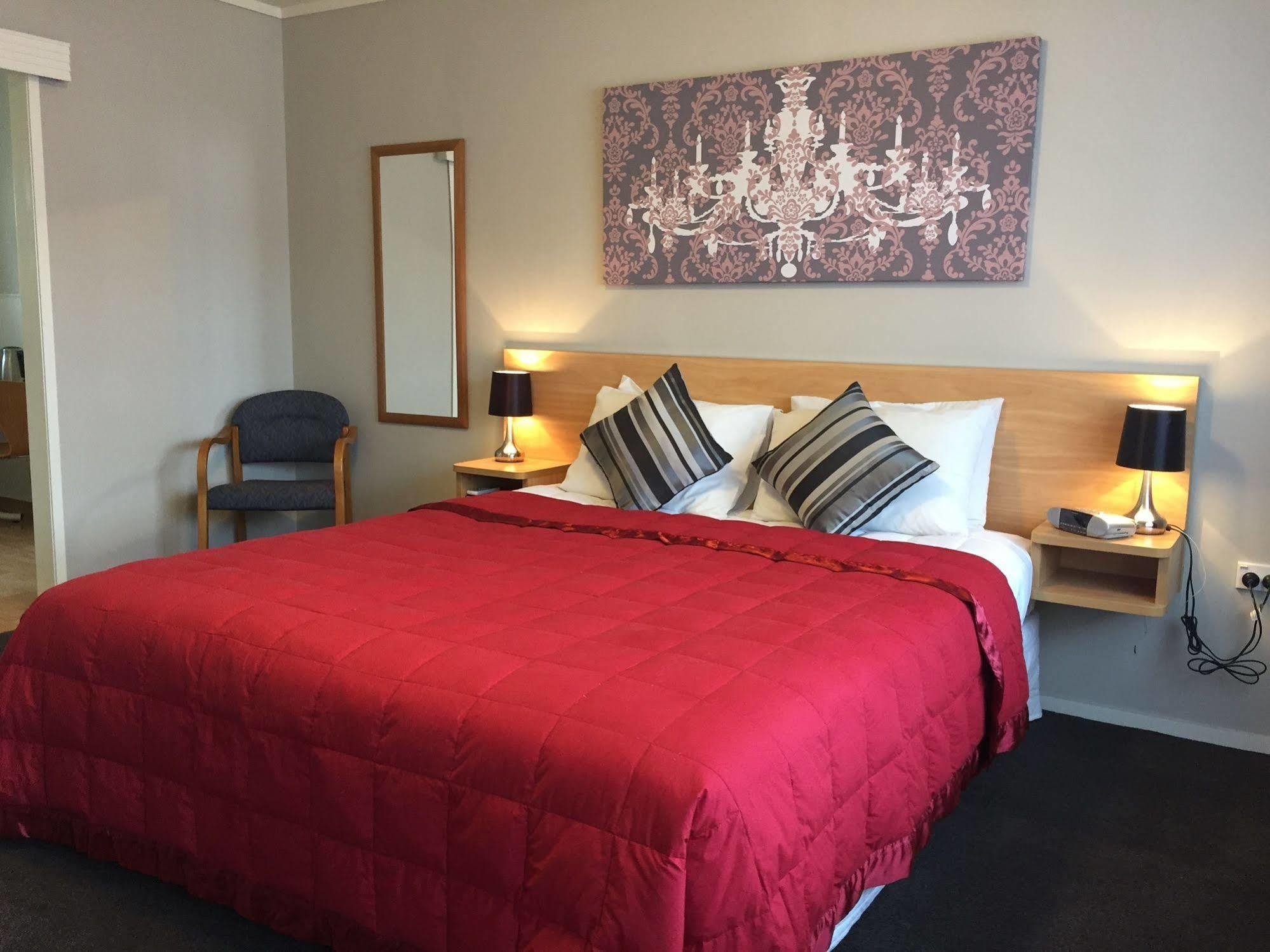 Boundary Court Motor Inn Гамильтон Экстерьер фото