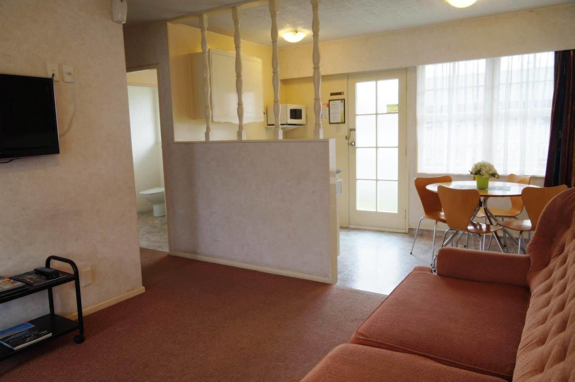 Boundary Court Motor Inn Гамильтон Экстерьер фото